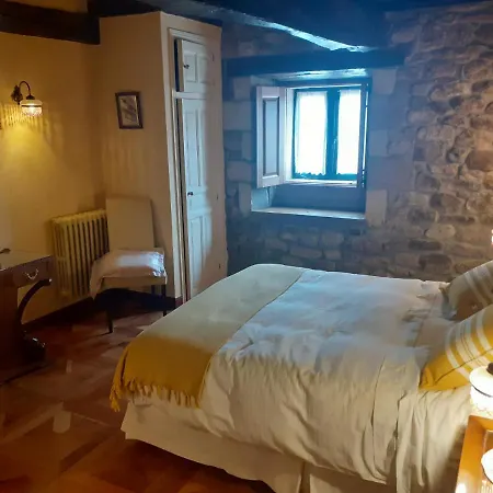 La Casona De Barrio, Alto Campoo 酒店 4*
