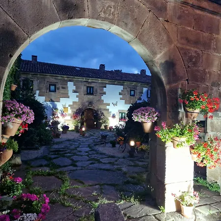 La Casona De Barrio, Alto Campoo Hotel